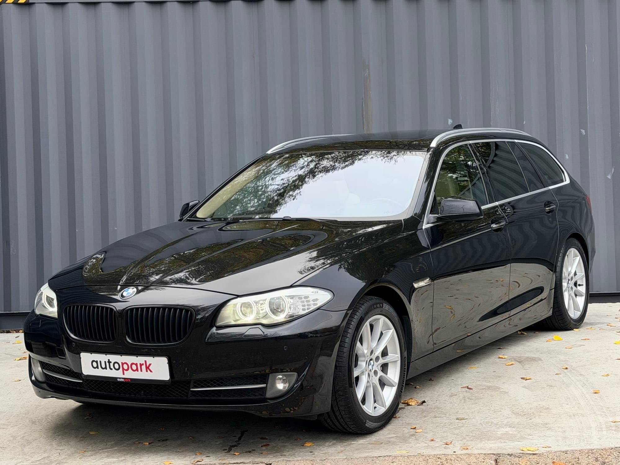 BMW 525 d xDrive — nuotrauka 1/18