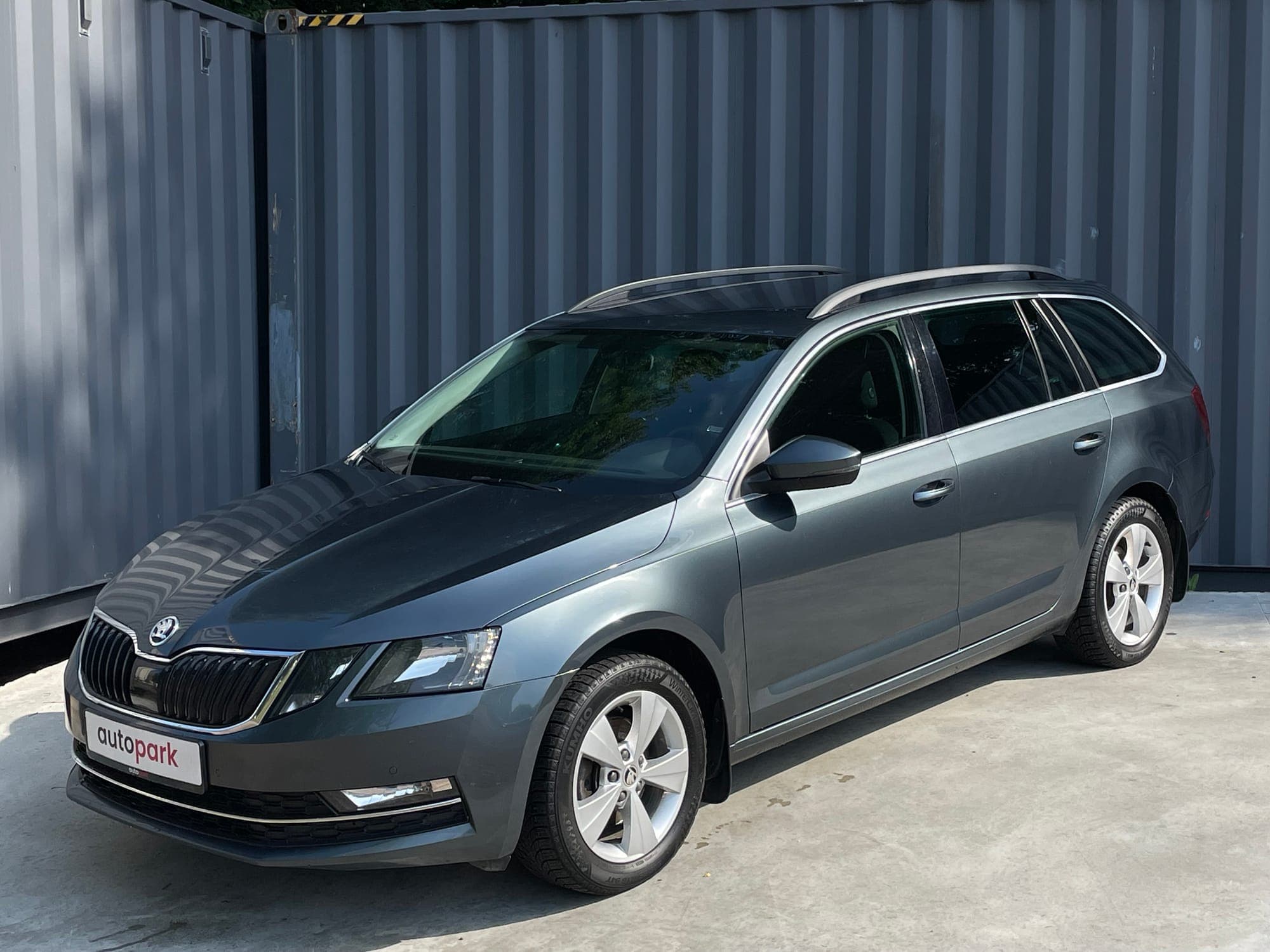 Skoda Octavia 4x4 — nuotrauka 1/20