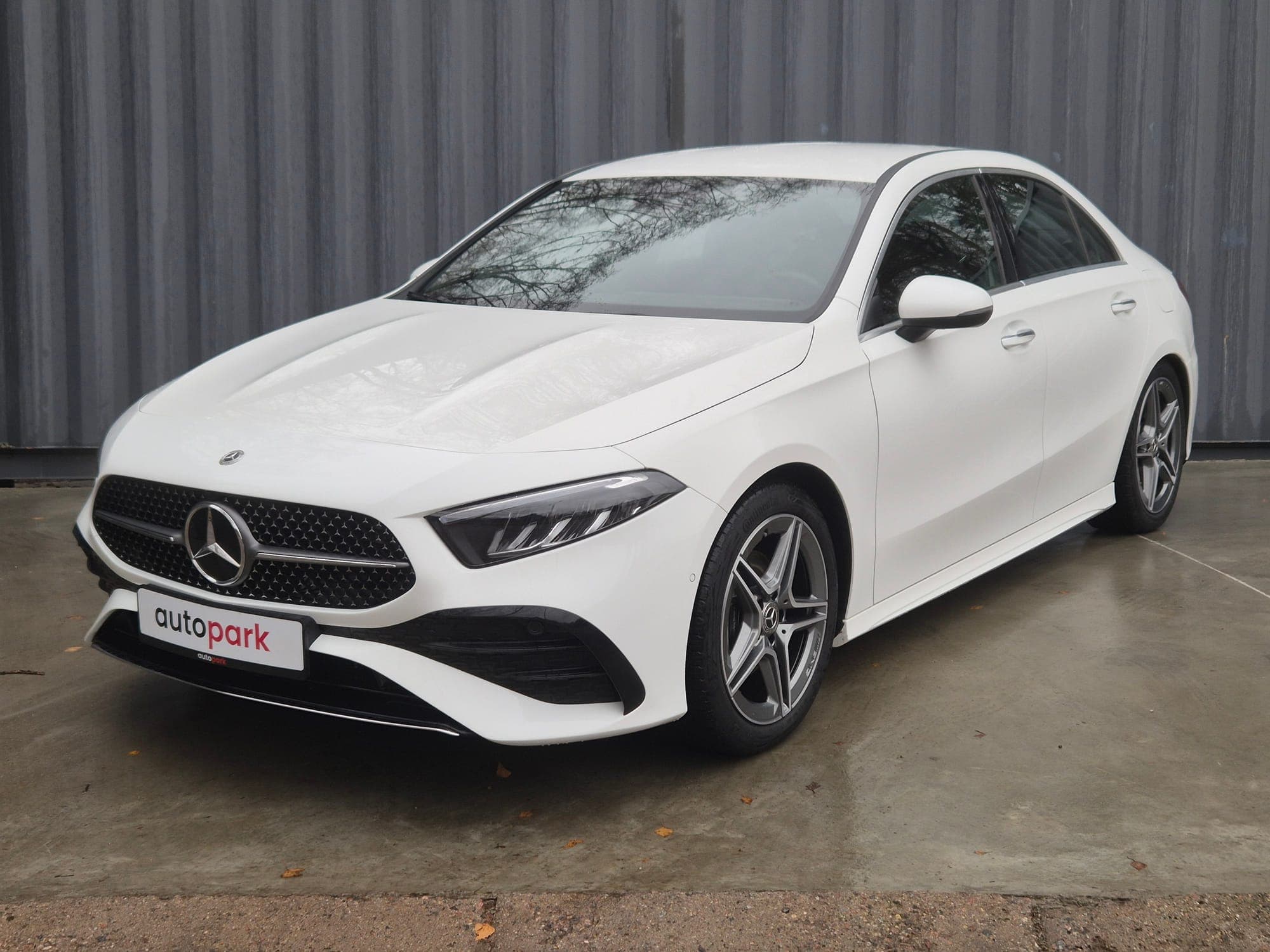 Mercedes-Benz A180 AMG — nuotrauka 1/23