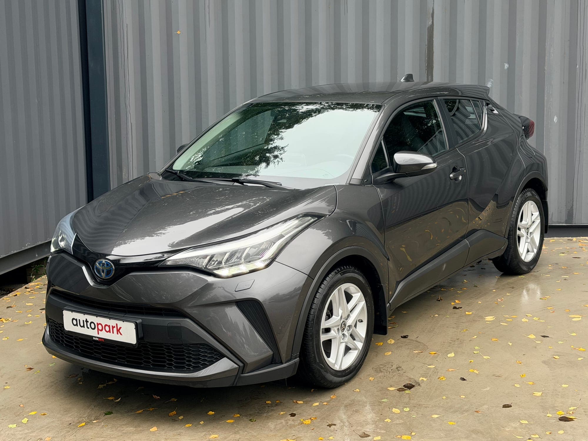 Toyota C-HR — nuotrauka 1/18