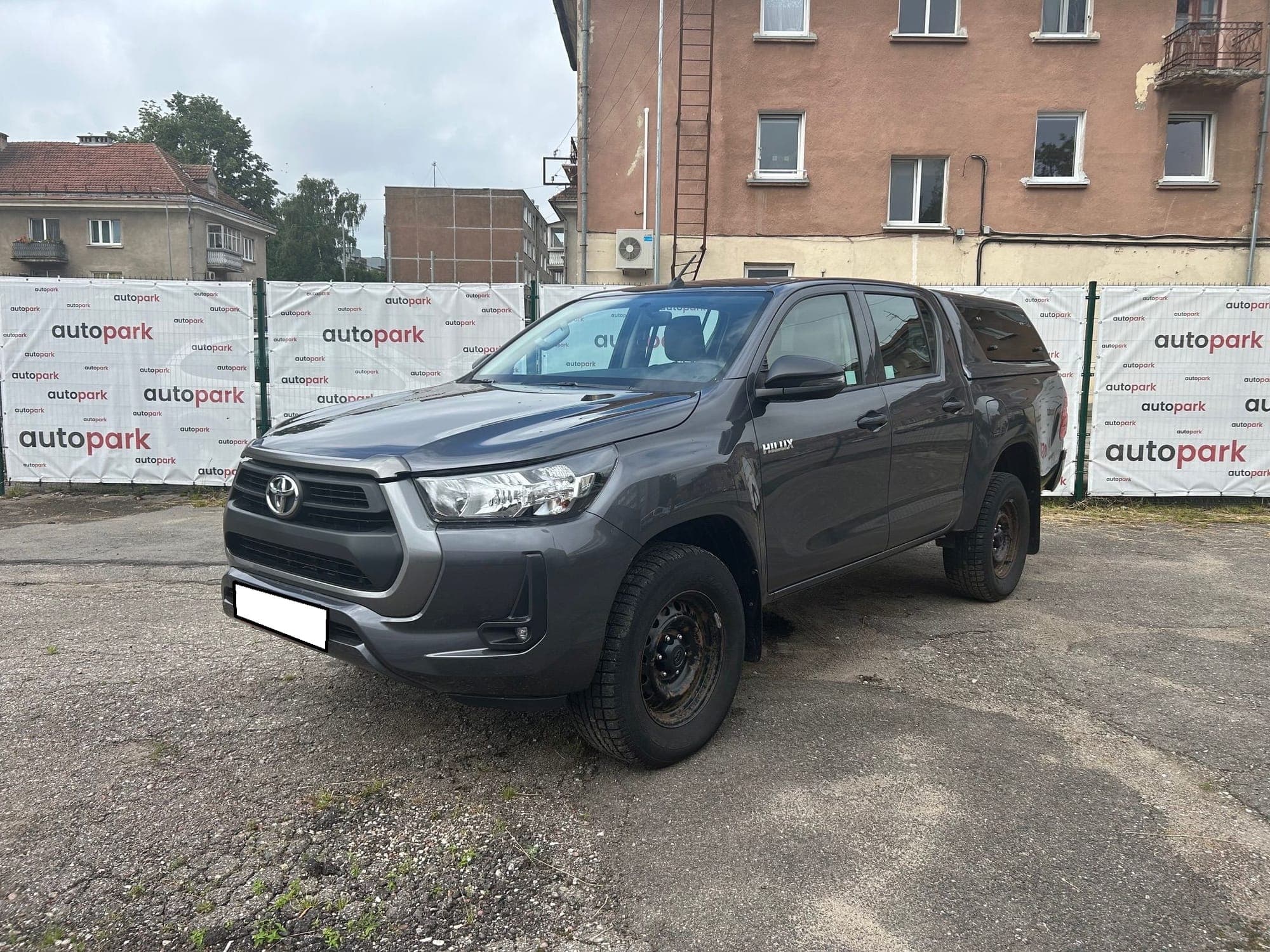 Toyota Hilux Double Cab DLX+, 2021