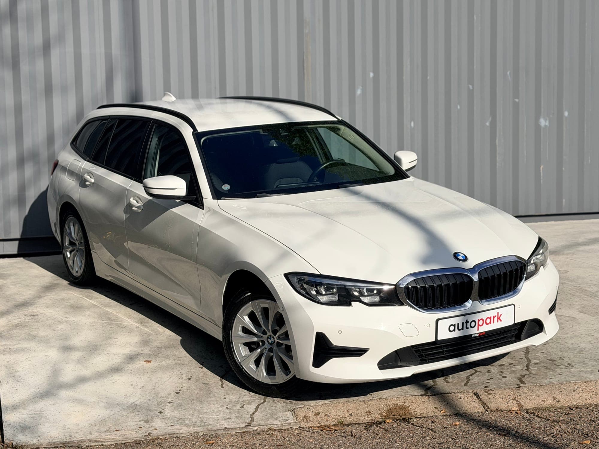 BMW 318 i, 2021 — papildoma nuotrauka